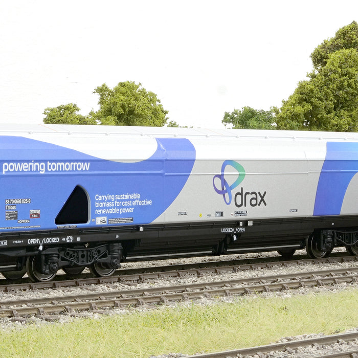 Exclusive Drax biomass wagons arrive for ‘OO’ gauge