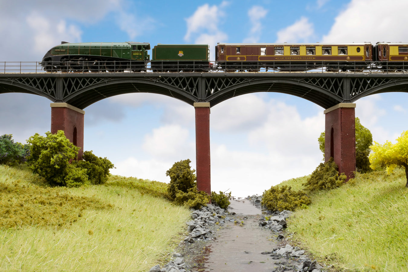 TT:120 scale laser-cut kits