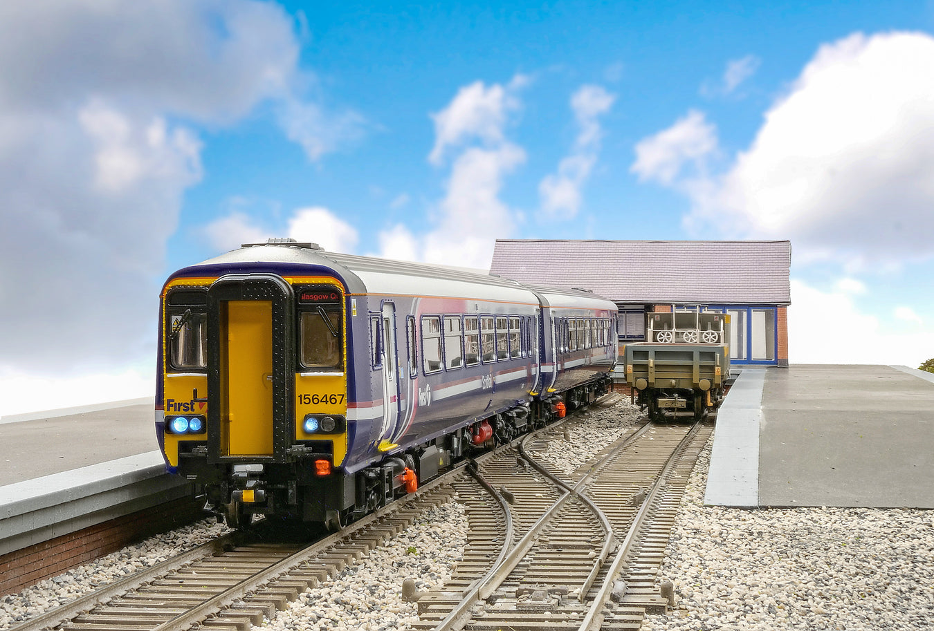 PJM Models OO gauge modular laser-cut platform kits