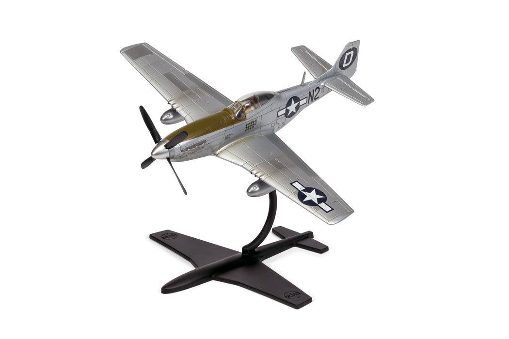 Airfix North American P-51D Mustang 1/72 scale starter set