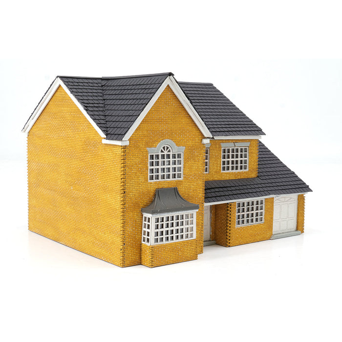PJM Models OO Gauge Laser-Cut Modern House Kit Left-Hand
