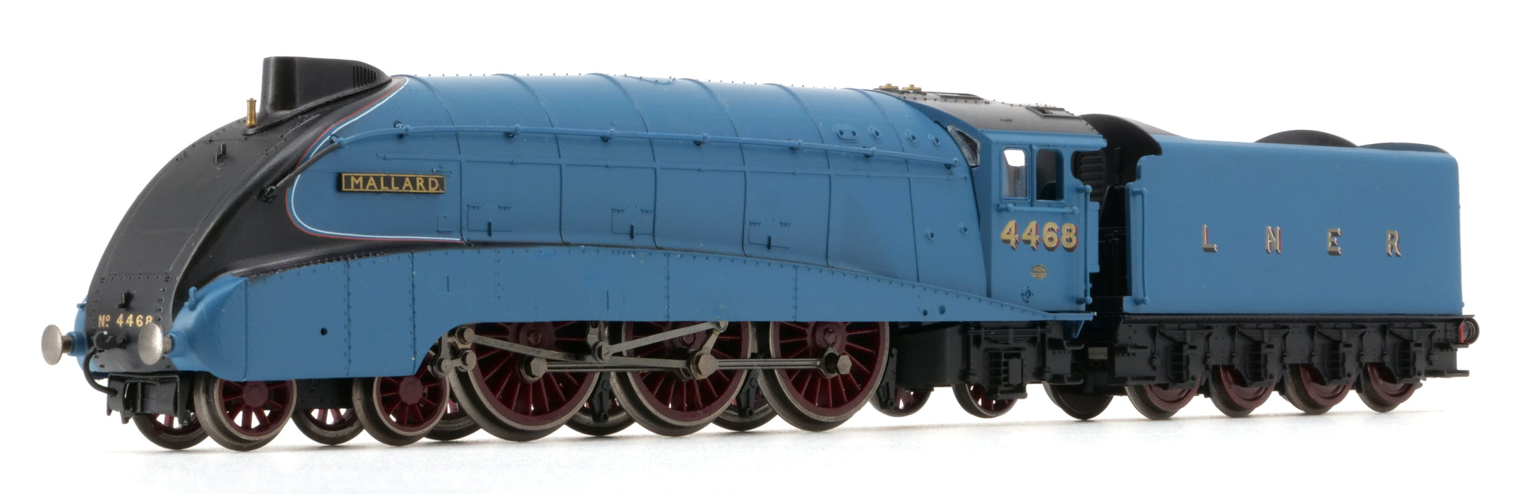 LNER A4 4-6-2 4468 Mallard DCC sound - Era 3