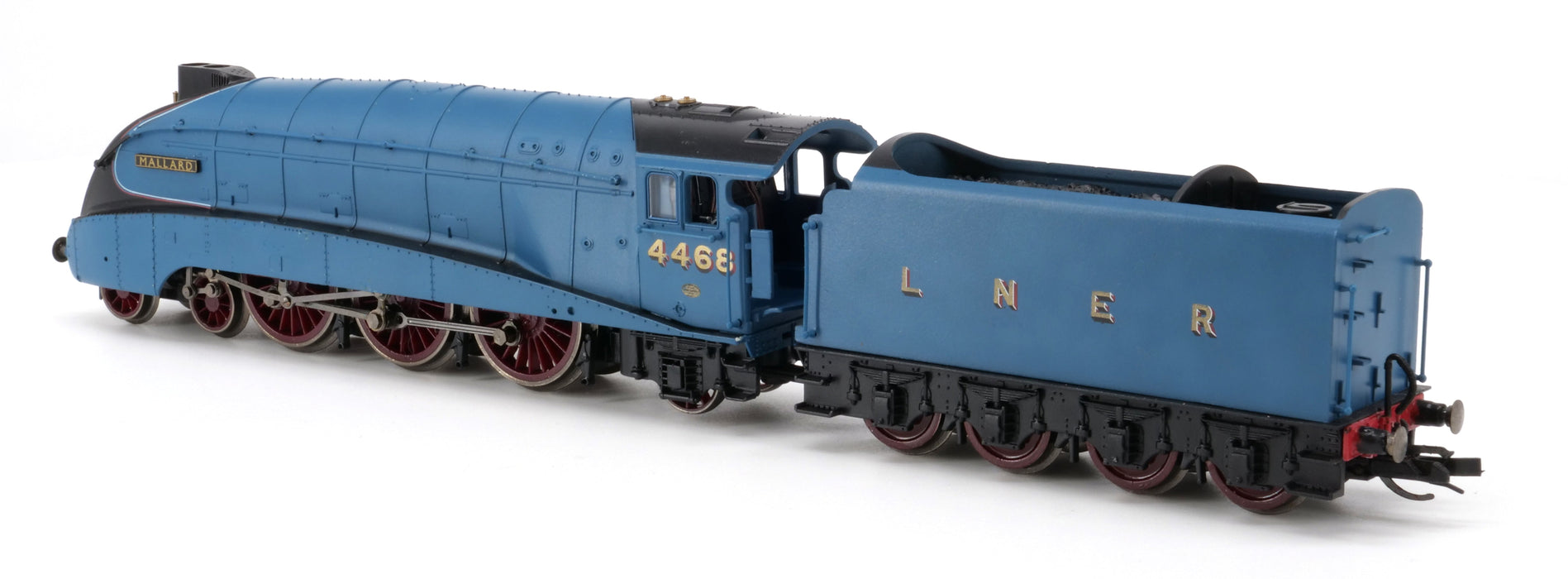 LNER A4 4-6-2 4468 Mallard DCC sound - Era 3