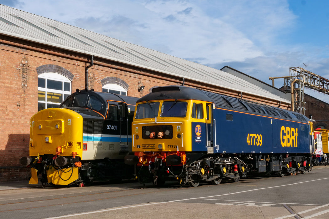 Pre-order Cavalex Class 47 47739 GBRf Blue DCC ready