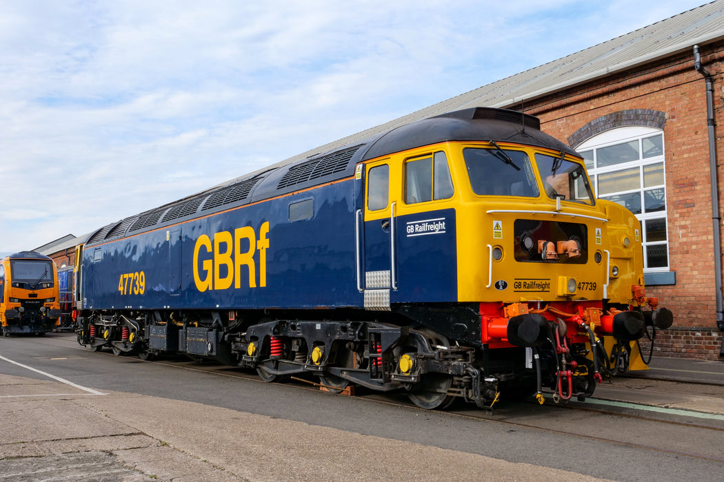 Pre-order Cavalex Class 47 47739 GBRf Blue DCC ready