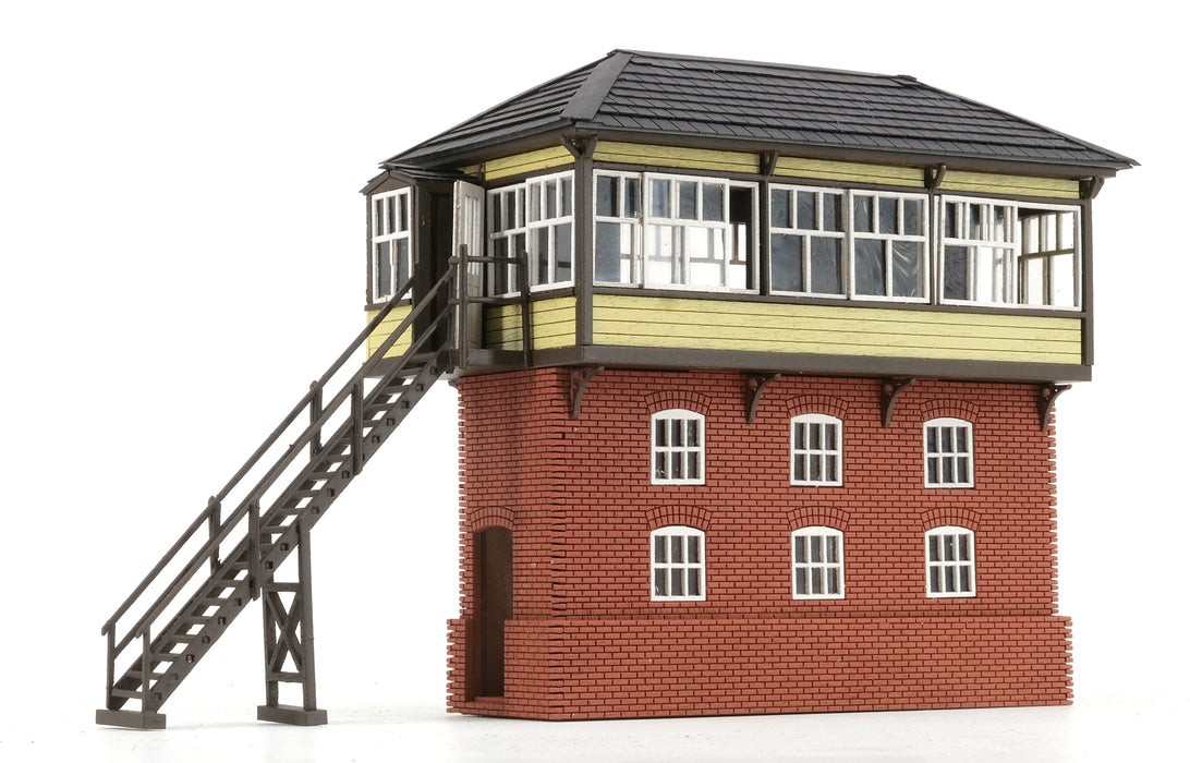 PJM Models OO gauge Yarnton Signalbox kit