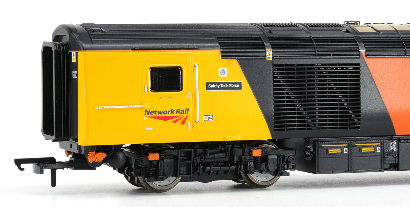 Hornby Colas Rail HST limited-edition with TXS sound