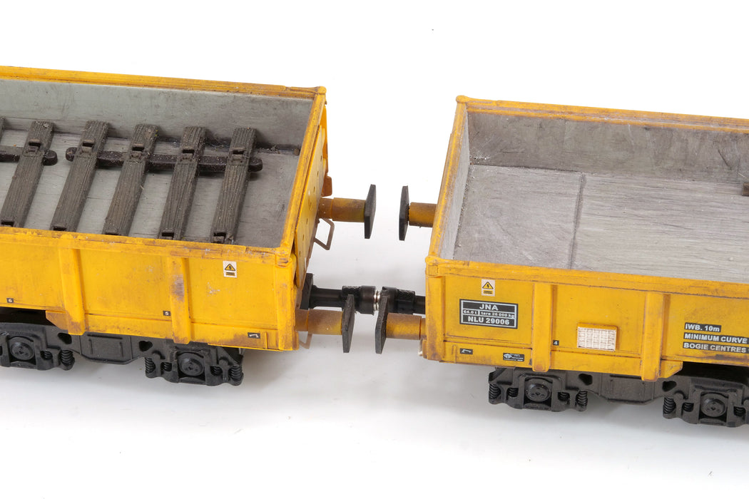 Rusty Rails 'OO' gauge 10mm Magnetic Drawbar Coupling