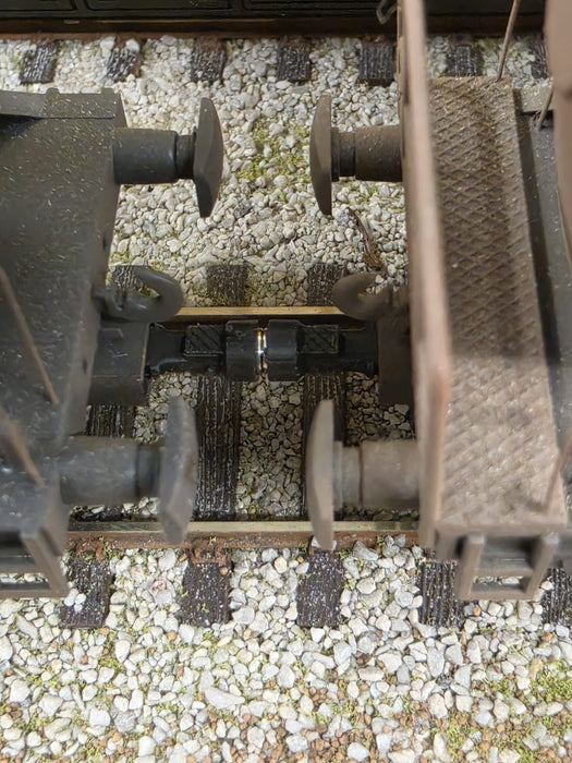 Rusty Rails 'OO' gauge 8mm Magnetic Drawbar Coupling