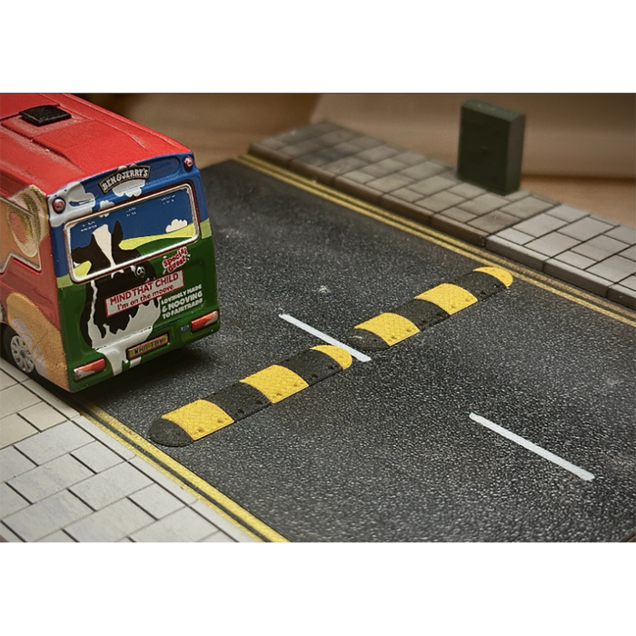 Rusty Rails OO Gauge Speed Bumps 3 pack