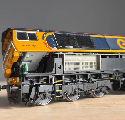 Rusty Rails Modelling 'OO' gauge 3D printed Class 66 engine