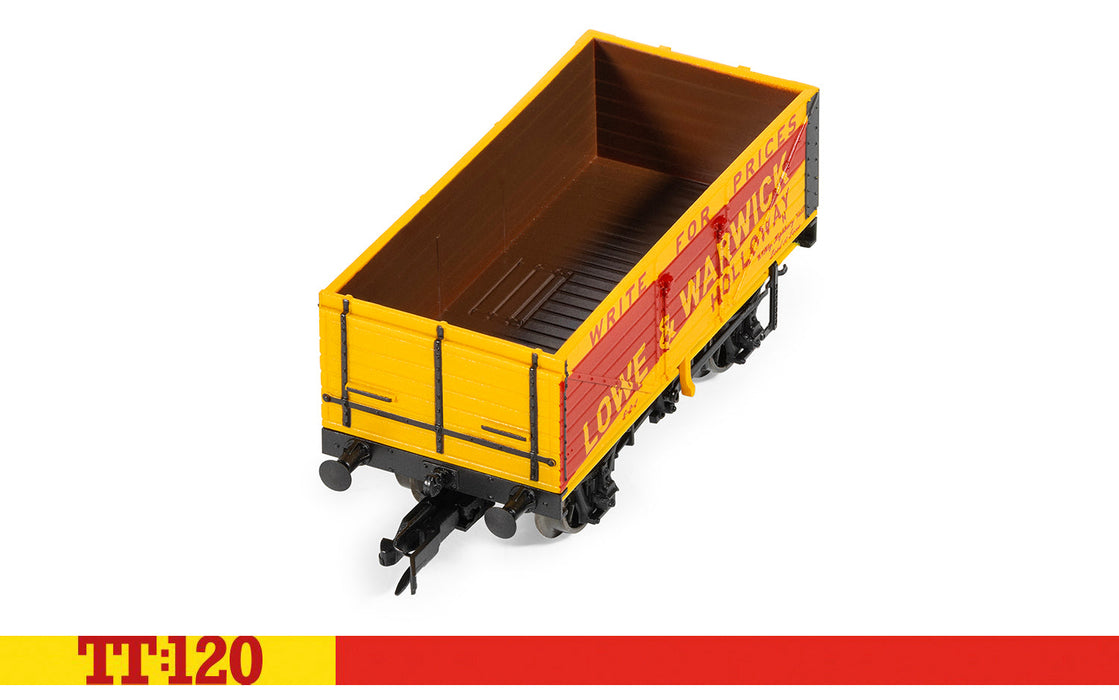 Hornby TT:120 7 plank wagon triple pack